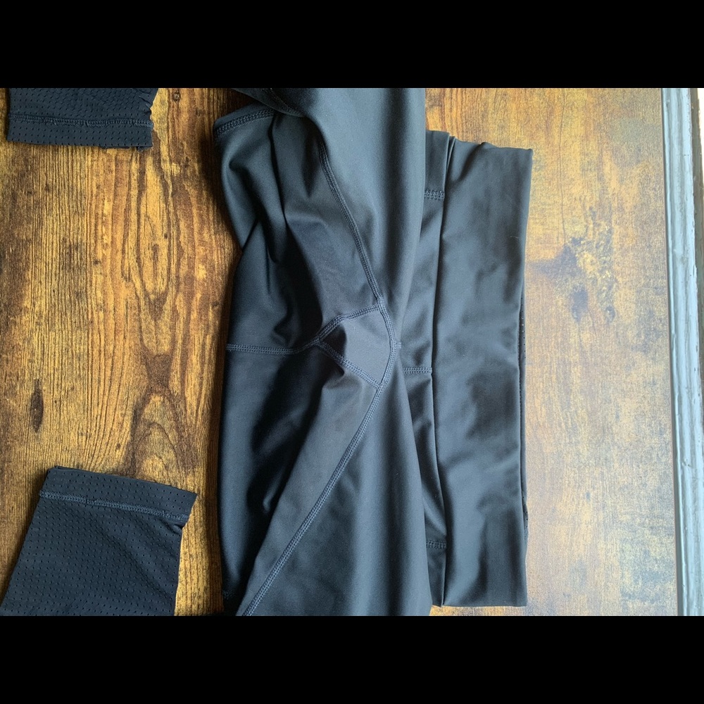 Fabletics Spin Pant - Picture 3 of 10